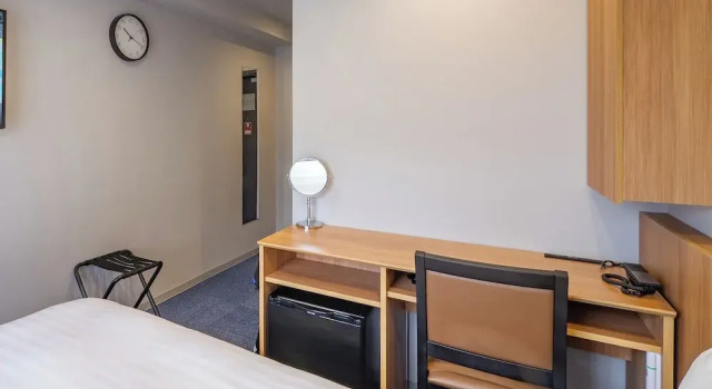Двухместный номер Economy Toyoko Inn Sendai Higashi-guchi No.1