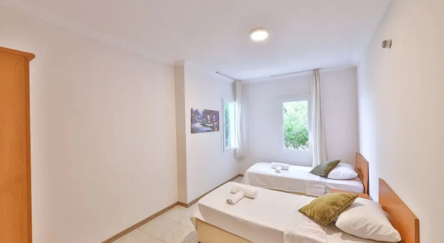 Апартаменты Luxury с 3 комнатами с балконом и с видом на море Saylam Apart Evleri