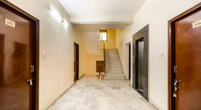 OYO 72203 Hotel Shrinath