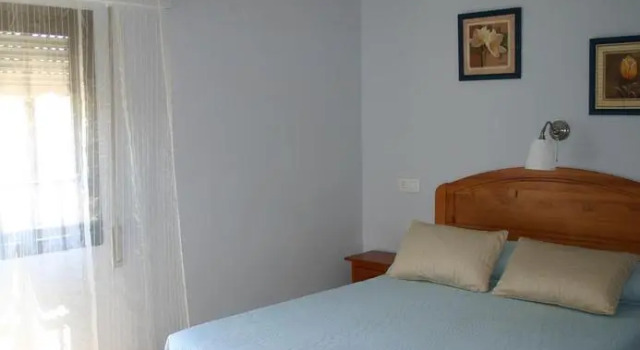 Hostal El Castillo, Забронировать Отель Отели Аренас-де-Сан-Педро с парковкой, Парковка