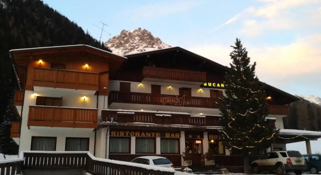 Hotel Bucaneve