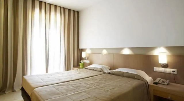 Номер Standard Astoria Hotel