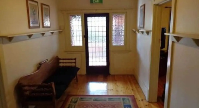 Коттедж Glenelg Gateway Apartments