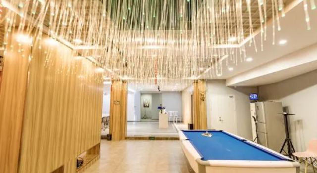 Deer  Panoramic View of Taihu Hot Spring Home Party Club, Boek Hotel Suzhou (Jiangsu) China