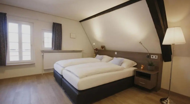 Полулюкс Deluxe Gästehaus zur Sonne