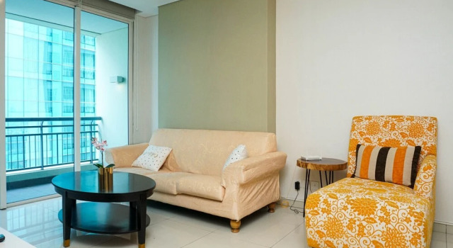 Modern 1BR Good City View Central Park Apartment By Travelio, Book Apartment Grogol Jakarta