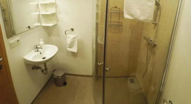 Двухместный номер Economy Lambastadir Guesthouse