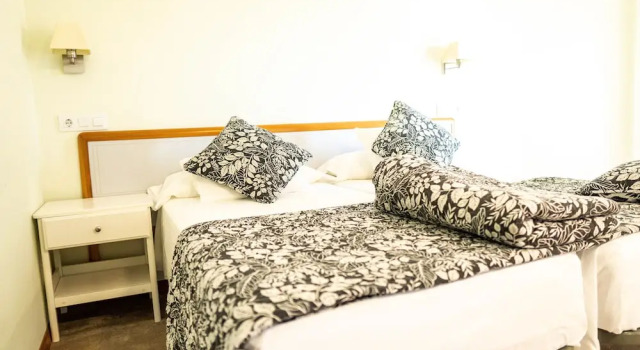 Номер Standard Hotel Playa de Merón