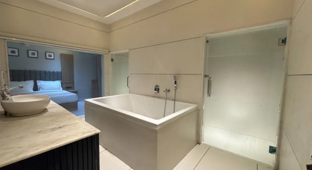 Номер Luxury City Connect by Downtown Udaipur