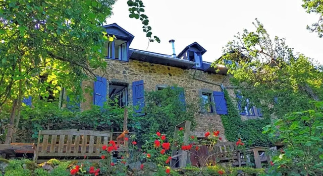 Aux Sources de l'Yonne, Book Hotel Hotels in Burgundy with a Pool, Swimming Pool
