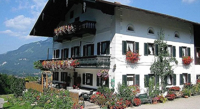 Berghof Moar, Rezervați Hotel Unterwoessen Chiemgau