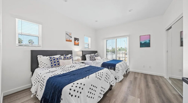 Номер Classic Downtown LA Stylish Bedrooms