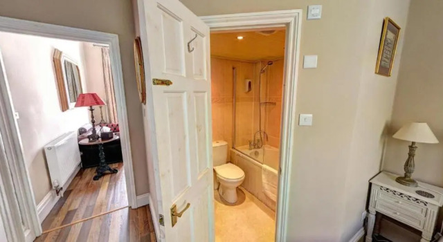 Suite Ascot House Hotel