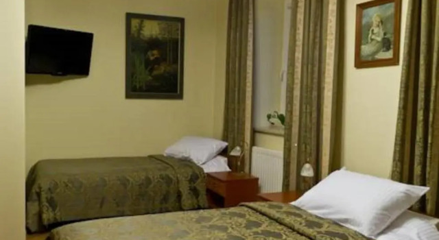 Трёхместный номер Standard HOTEL I RESTAURACJA BROCHÓW