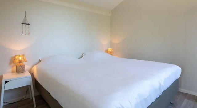Коттедж Comfort Detached Bungalow, Perfect for Water Sports and Nature Enthusiasts