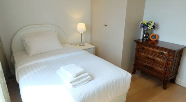 Номер Standard с 3 комнатами с балконом и с видом на бассейн Marrakesh Condo Residence by Hua hin property online