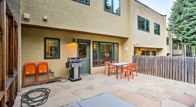 Mtn-view Cabin: 3 Mi to Vail Ski Resort