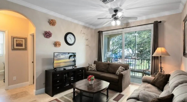 Номер Standard Spacious 3 Bed, 2 Bath Condo In Gated Community 3 Bedroom Condo by RedAwning