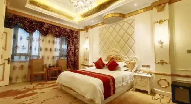 Четырёхместный люкс Presidential Hongxin International Hotel