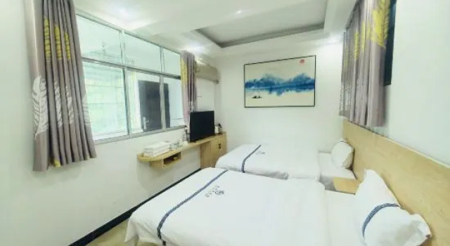 Номер Standard Duyun Ruizhuyuan Hotel
