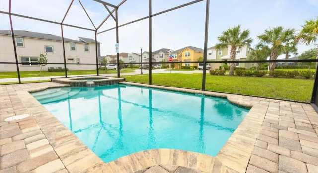 Spacious 6-bedroom Home With Private Pool & Spa in Solara Resort Just 7 Miles to Disney!