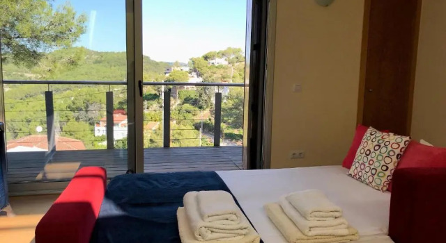 Вилла Villa Los Pinos 14 People AC Very confortable Outdoor area View Calm Area 10 minutes Drive From Sitges