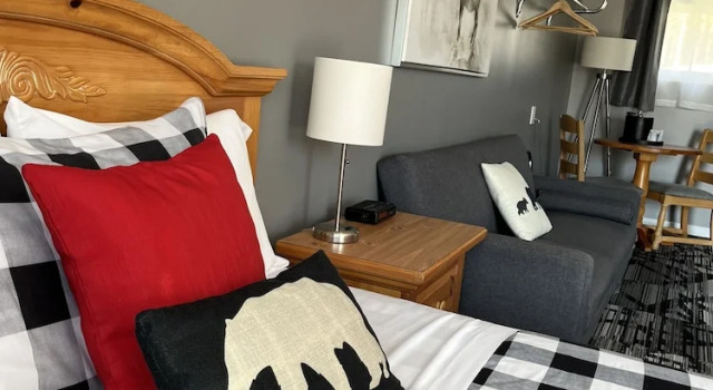 Номер Deluxe Mystic Isle Motel