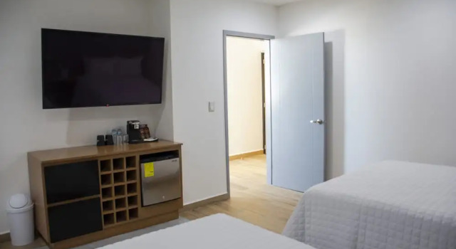 Номер Comfort с 2 комнатами с балконом Hotel Tramonto Mazatlan