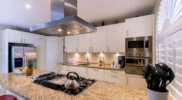Вилла Gorgeous Mansion, Private Pool, Outdoor Kitchen!