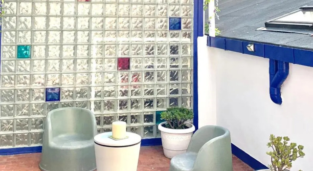 Huoneisto Hostal Puerta del Sol