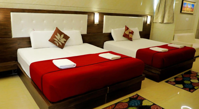 Hotel SSK Grand - Kanchipuram, Забронировать Отель Отели штата Тамилнада 3 звезды, 3*