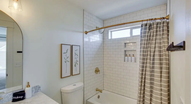 Коттедж с 6 комнатами Spacious Utah Home w/ Hot Tub < 1 Mi to Bear Lake!