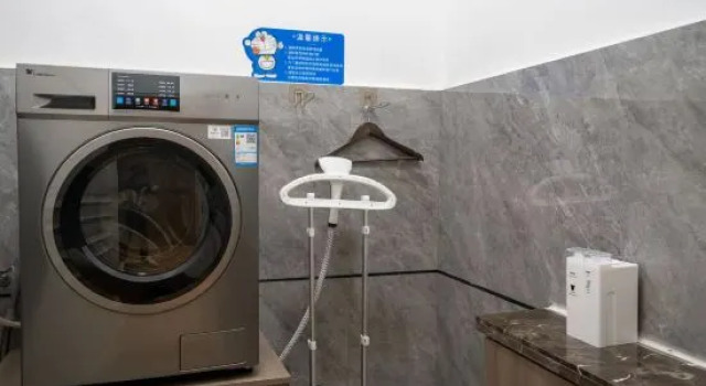 yuanzhu hotel, Book Hotel Dalian 
