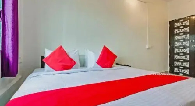 Shubham Lodging And Boarding By  OYO Rooms