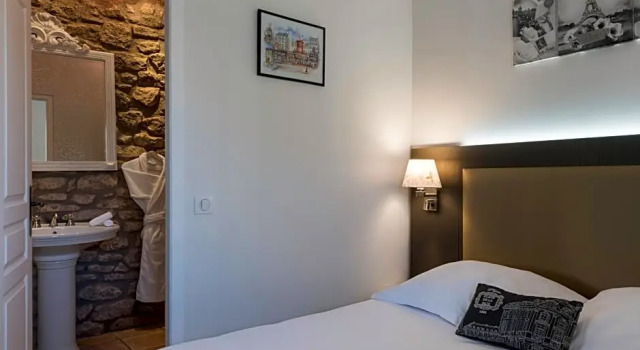 Номер Comfort Mas des Romarins, The Originals Relais