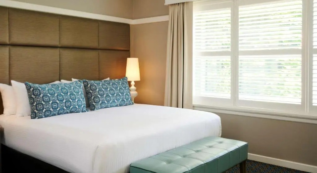 Семейный номер Standard Hotel Kurrajong Canberra