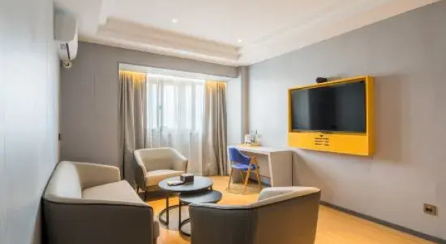 Люкс Deluxe 7Days Inn Hotel (Suzhou Xiao County Jin Street)