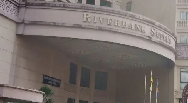 Riverbank Suites - River View Level 11, Sleeps 7