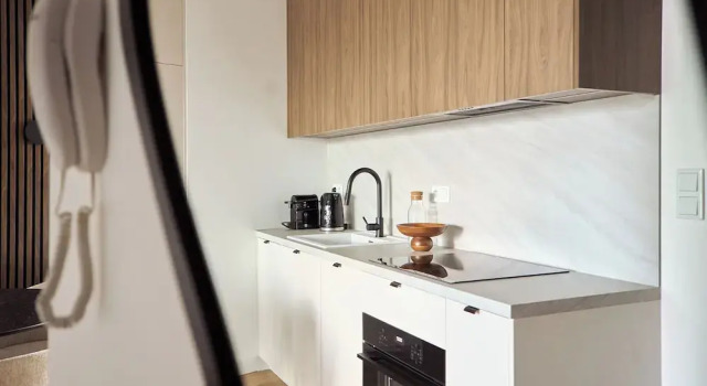 Апартаменты Deluxe Granaria Riverside Suites by Downtown Apartments
