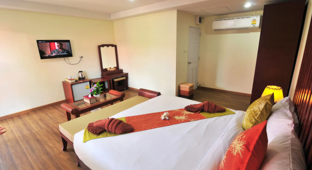 Phi Phi Little Star Resort