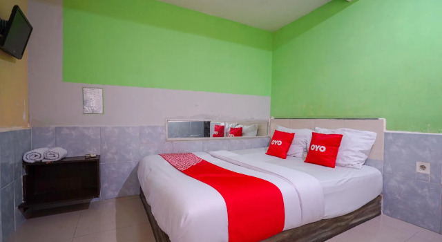 OYO 1495 Hotel Lendosis, Rezerwuj Hotel Palembang Sumatra