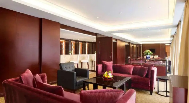 Люкс Ramada Plaza Lianyungang