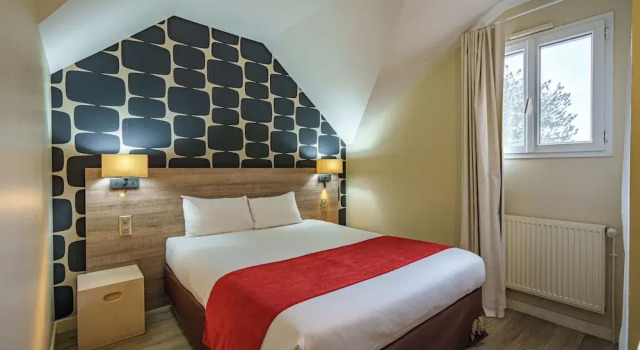 Четырёхместный семейный номер Standard The Originals City, Hôtel La Saulaie, Saumur Ouest