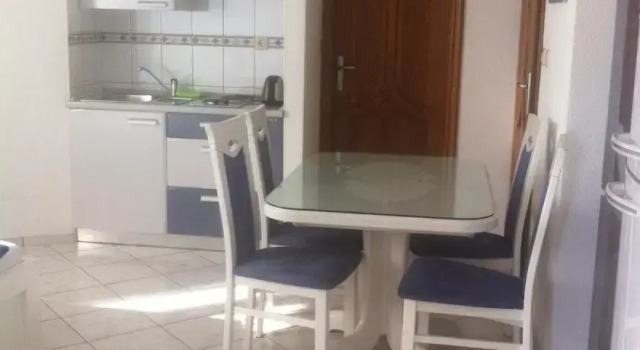 Apartmens Plavi Biser, Забронировать Апартаменты/квартира Отели Шибеник с парковкой, Парковка