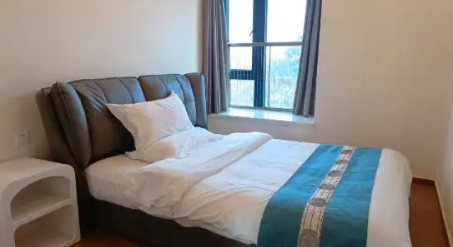 Люкс Zhuhai Yi Villa (Haiquanwan Branch)