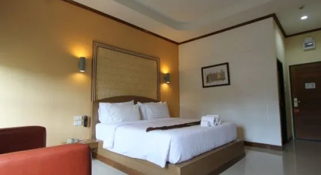 Номер Standard с видом на бассейн Thada Chateau Hotel