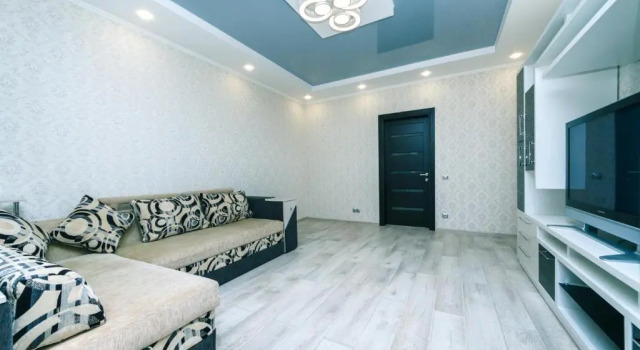 Апартаменты с 2 комнатами FlatRent Drahomanova 2a, Генератор! ліфти вода опалення
