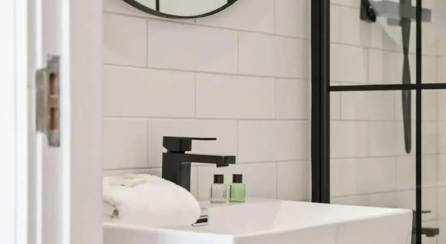 Апартаменты Host Apartments Lark Lane Hideaway