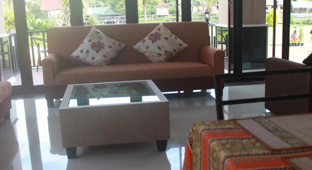 Saranya River House
