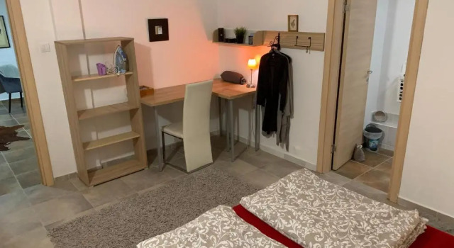 A6 Apartment